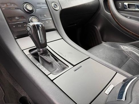Used 2016 Ford Taurus Limited image 11