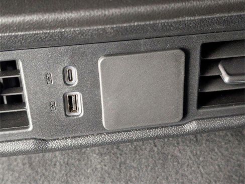 Certified 2025 Chevrolet Silverado 2500 Custom w/ Custom Value Package image 26