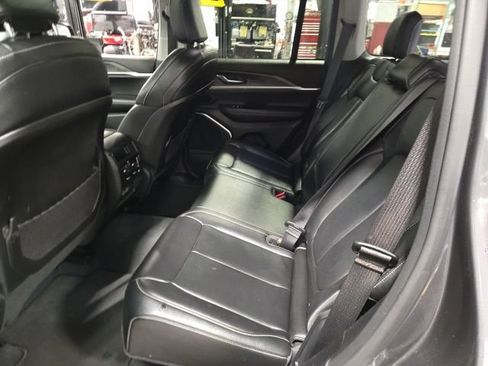 Used 2022 Jeep Grand Cherokee Limited 4xe AWD/4WD image 13