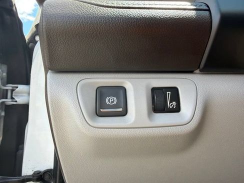 Used 2020 GMC Acadia SLT w/ Trailering Package AWD/4WD image 26