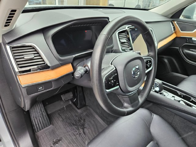 Used 2024 Volvo XC90 B6 Plus w/ Protection Package Premier AWD/4WD image 20