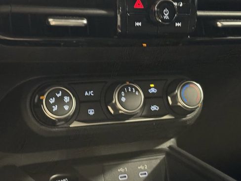 New 2026 Nissan Kicks S image 20