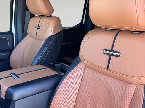 Used 2024 Ford F450 Platinum w/ FX4 Off-Road Package image 35