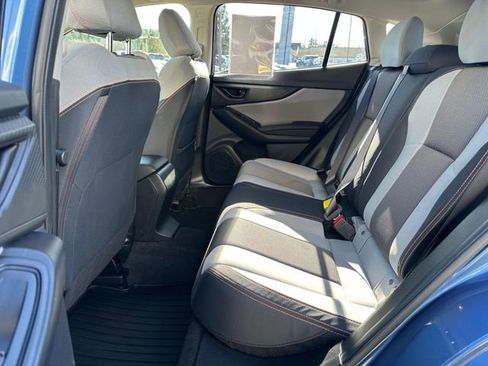 Used 2018 Subaru Crosstrek 2.0i Premium w/ Eyesight System image 11