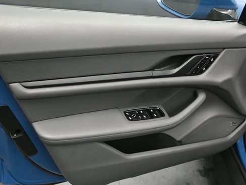 Used 2022 Porsche Taycan 4S image 20