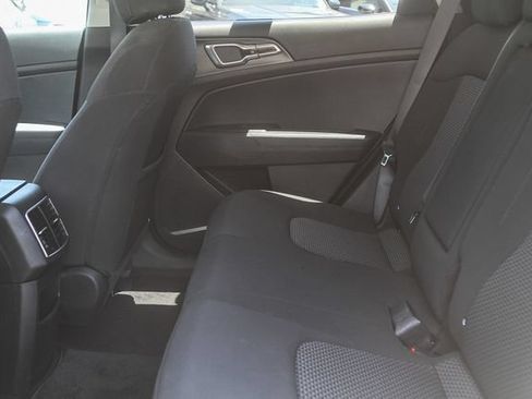 Certified 2023 Kia Sportage LX AWD/4WD image 20