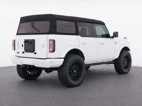 Used 2023 Ford Bronco Badlands AWD/4WD image 4