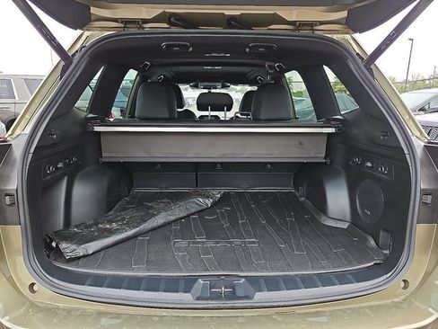 Used 2023 Subaru Forester Wilderness AWD/4WD image 31