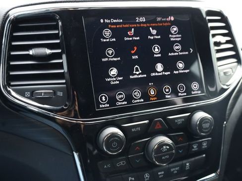 Used 2020 Jeep Grand Cherokee Altitude image 17