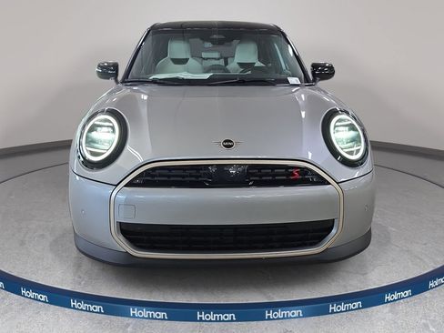 Used 2025 MINI Cooper S FWD image 3