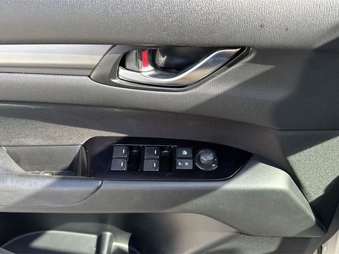 Used 2021 MAZDA CX-5 Sport image 39