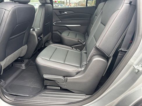 New 2026 Chevrolet Traverse Z71 w/ LPO, Floor Liner Package image 22