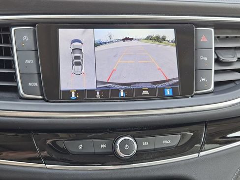 Used 2024 Buick Enclave Avenir w/ Avenir Technology Package AWD/4WD image 18