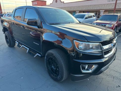 Used 2019 Chevrolet Colorado LT w/ LT Convenience Package image 4