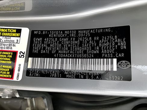 Used 2026 Toyota Camry SE w/ Convenience Package FWD image 16