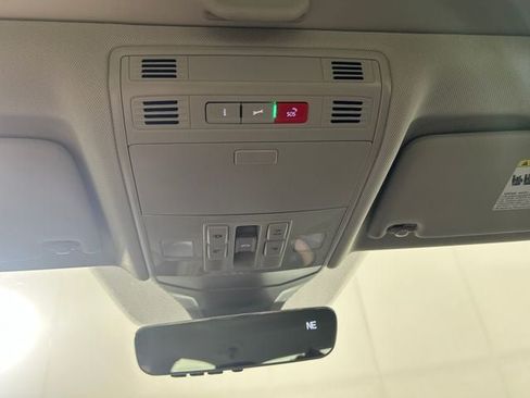 Used 2024 Volkswagen Jetta SEL FWD image 24