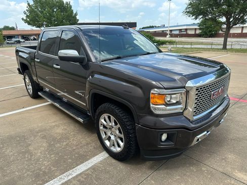Used 2015 GMC Sierra 1500 Denali w/ Driver Alert Package AWD/4WD image 5