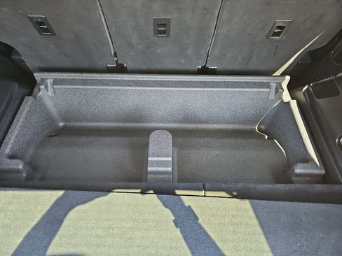 Used 2021 Ford Expedition XL AWD/4WD image 14