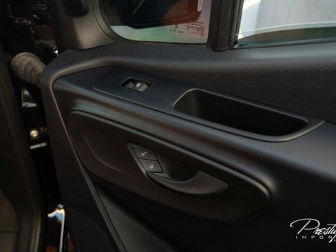 Used 2025 Mercedes-Benz Sprinter 2500 image 30