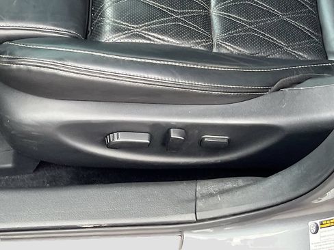 Used 2023 Nissan Maxima Platinum w/ Sport Mat Group FWD image 19