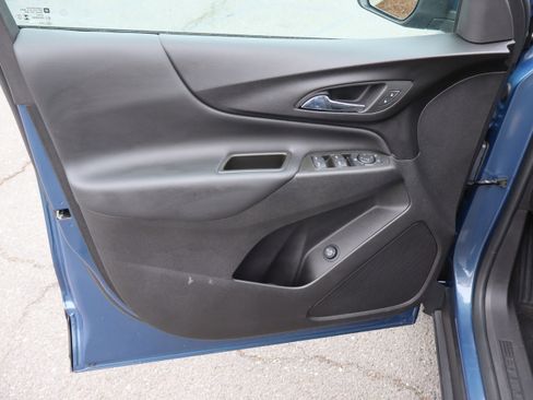 Used 2024 Chevrolet Equinox LT FWD image 15