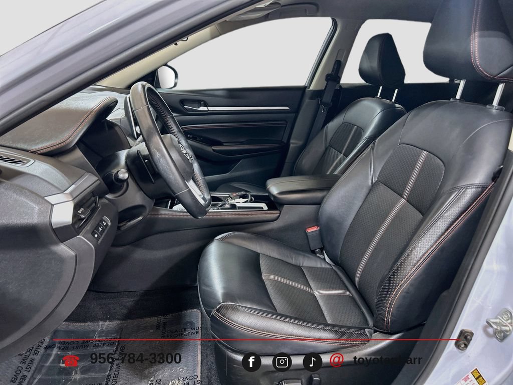 Used 2023 Nissan Altima 2.5 SR FWD image 18