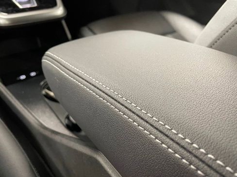 Used 2023 Audi Q4 e-tron Premium Plus w/ Premium Plus image 37