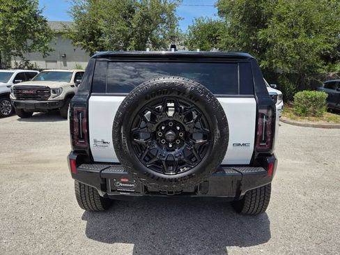 New 2026 GMC Hummer EV SUV AWD/4WD image 13