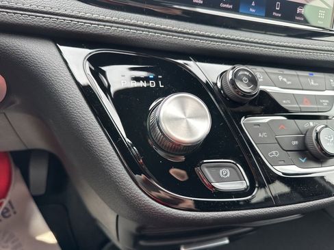 New 2026 Chrysler Pacifica Select image 74