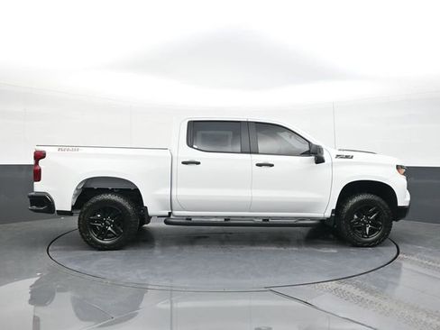 New 2026 Chevrolet Silverado 1500 Custom Trail Boss w/ LPO, Dark Essentials Package AWD/4WD image 17