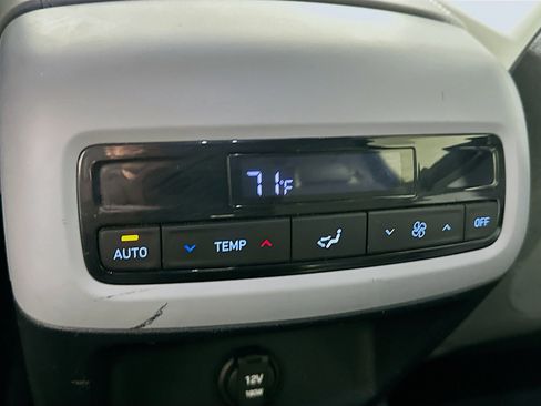 Used 2025 Hyundai Palisade SEL image 28