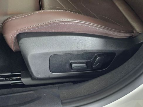 Used 2025 BMW 228i xDrive AWD/4WD image 21