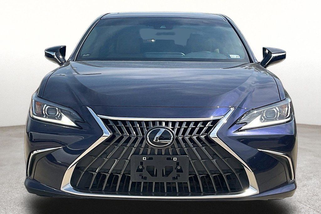 Used 2022 Lexus ES 350 w/ Premium Package FWD image 4