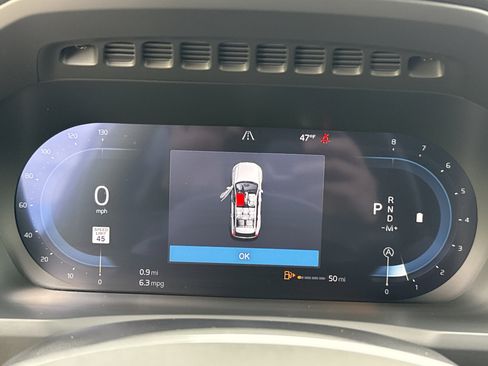 Used 2025 Volvo XC90 B6 Plus image 21