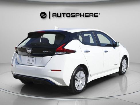 Used 2018 Nissan Leaf S image 10