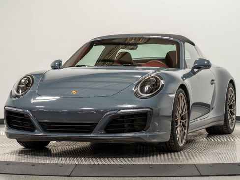 Used 2017 Porsche 911 Targa 4S image 5