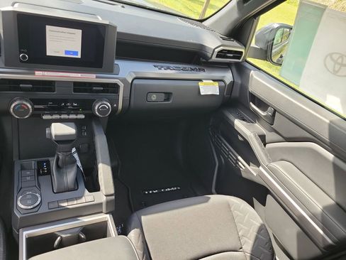 New 2026 Toyota Tacoma SR5 RWD image 28