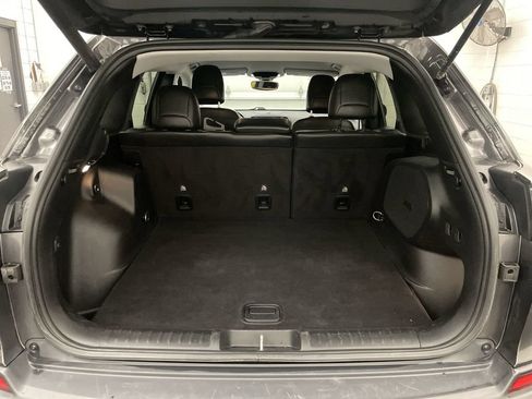 Used 2020 Jeep Cherokee Limited AWD/4WD image 18