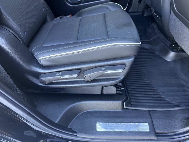 Certified 2024 Cadillac Escalade Premium Luxury w/ LPO, Floor Liner Package AWD/4WD image 54