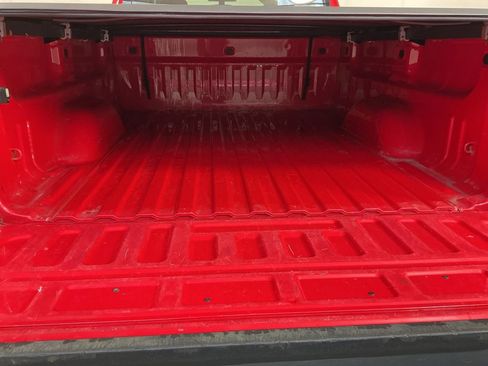 Used 2018 Chevrolet Silverado 1500 LT w/ All Star Edition AWD/4WD image 8