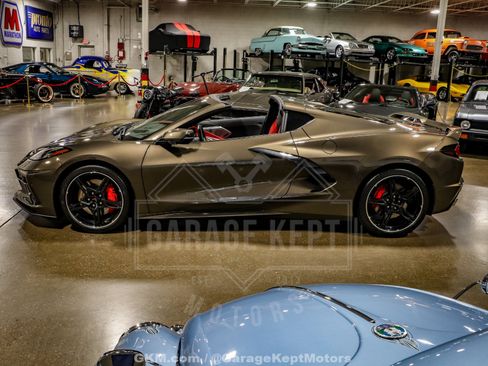 Used 2020 Chevrolet Corvette Stingray Preferred Cpe w/ 2LT Preferred Equipment Group RWD image 64