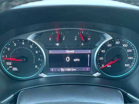 Used 2024 Chevrolet Equinox Premier AWD/4WD image 20