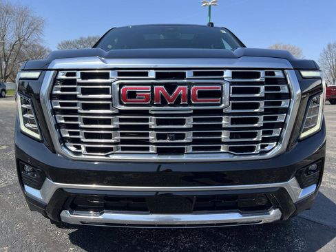 New 2026 GMC Yukon Denali image 12