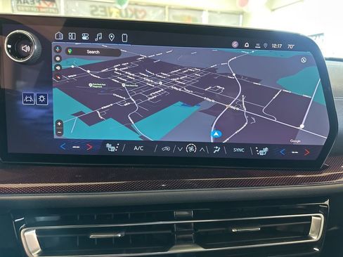 New 2026 Chevrolet Traverse Z71 w/ Driver Confidence Package image 41