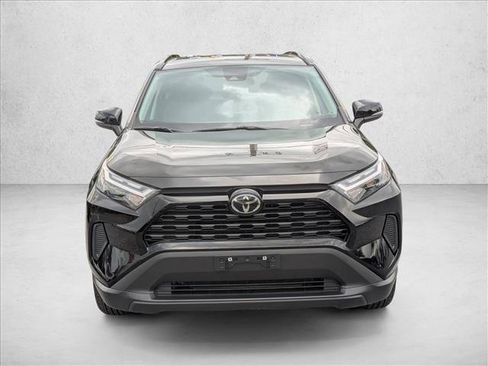 Used 2024 Toyota RAV4 XLE FWD image 2