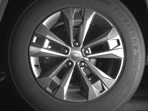 Used 2025 Chevrolet Equinox LT FWD image 14