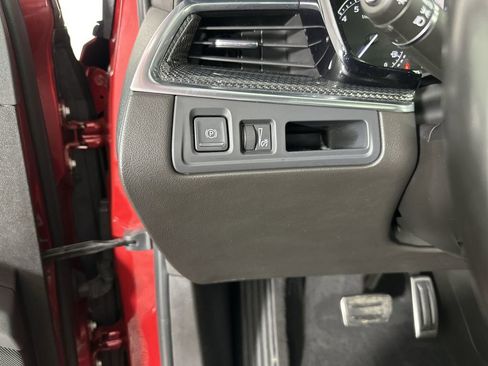 Used 2023 Cadillac XT5 Sportv image 21