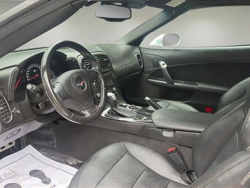 Used 2013 Chevrolet Corvette Convertible RWD image 12