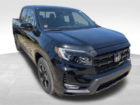 New 2026 Honda Ridgeline Black Edition image 3