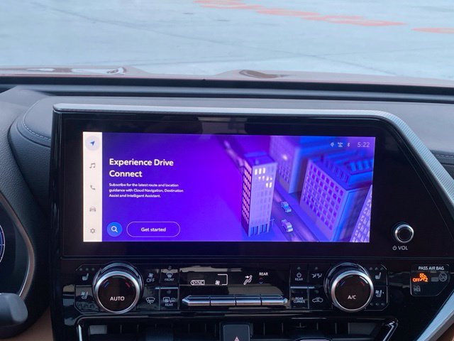 New 2026 Toyota Highlander Platinum AWD/4WD image 18